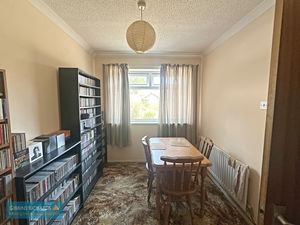 Dining Room- click for photo gallery